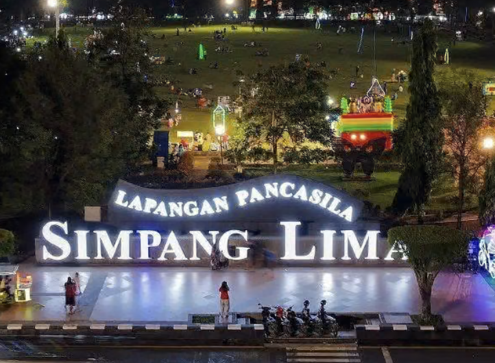 Simpang Lima Semarang